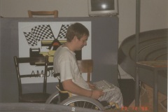 h33